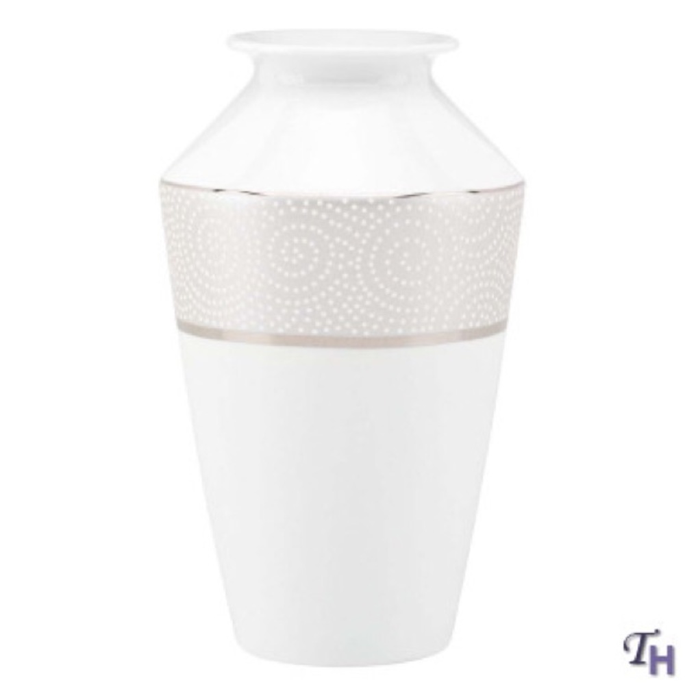 Lenox Fine Bone China Platinum Porcelain Vase - Picture 5 of 9